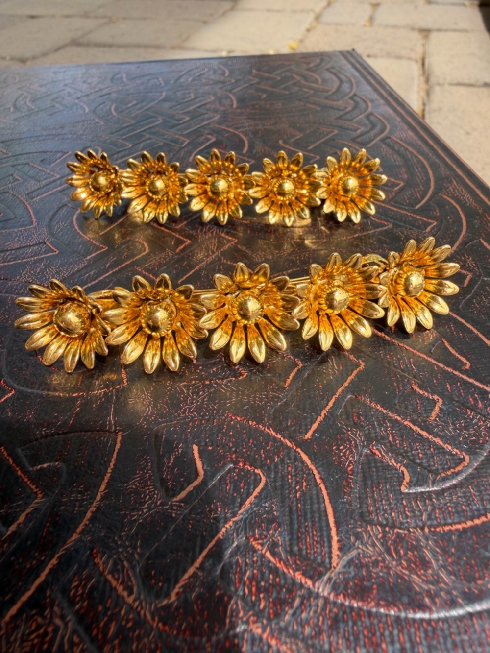 Jennifer Behr Golden Sunflower Hair barrettes - Set of 2